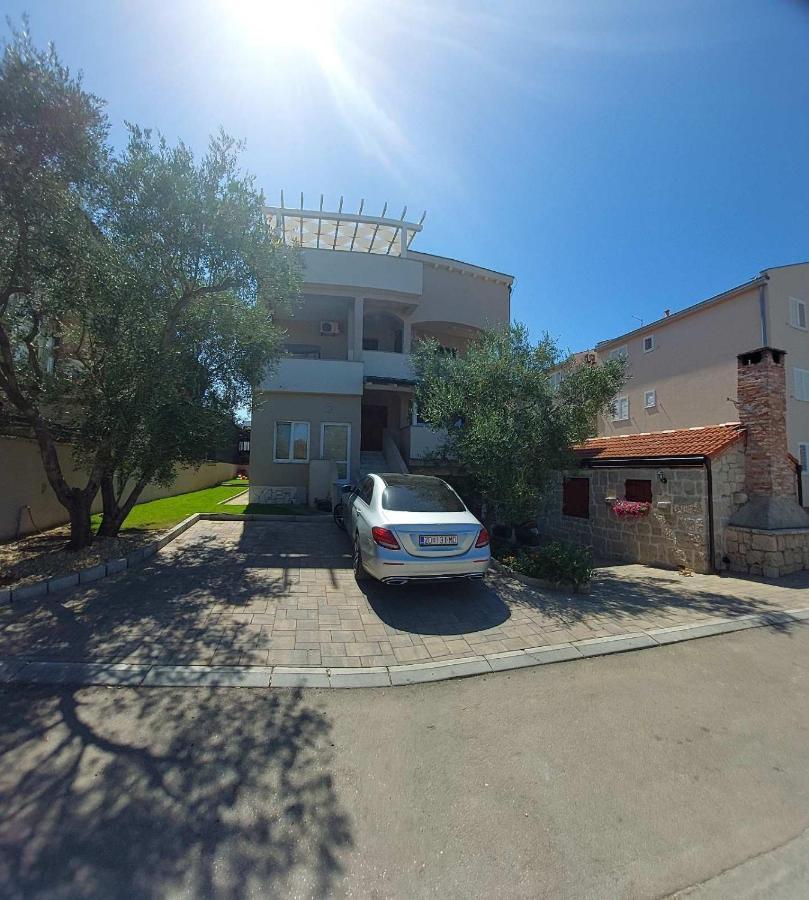 Apartments Stipe Биоград-на-Мору Экстерьер фото